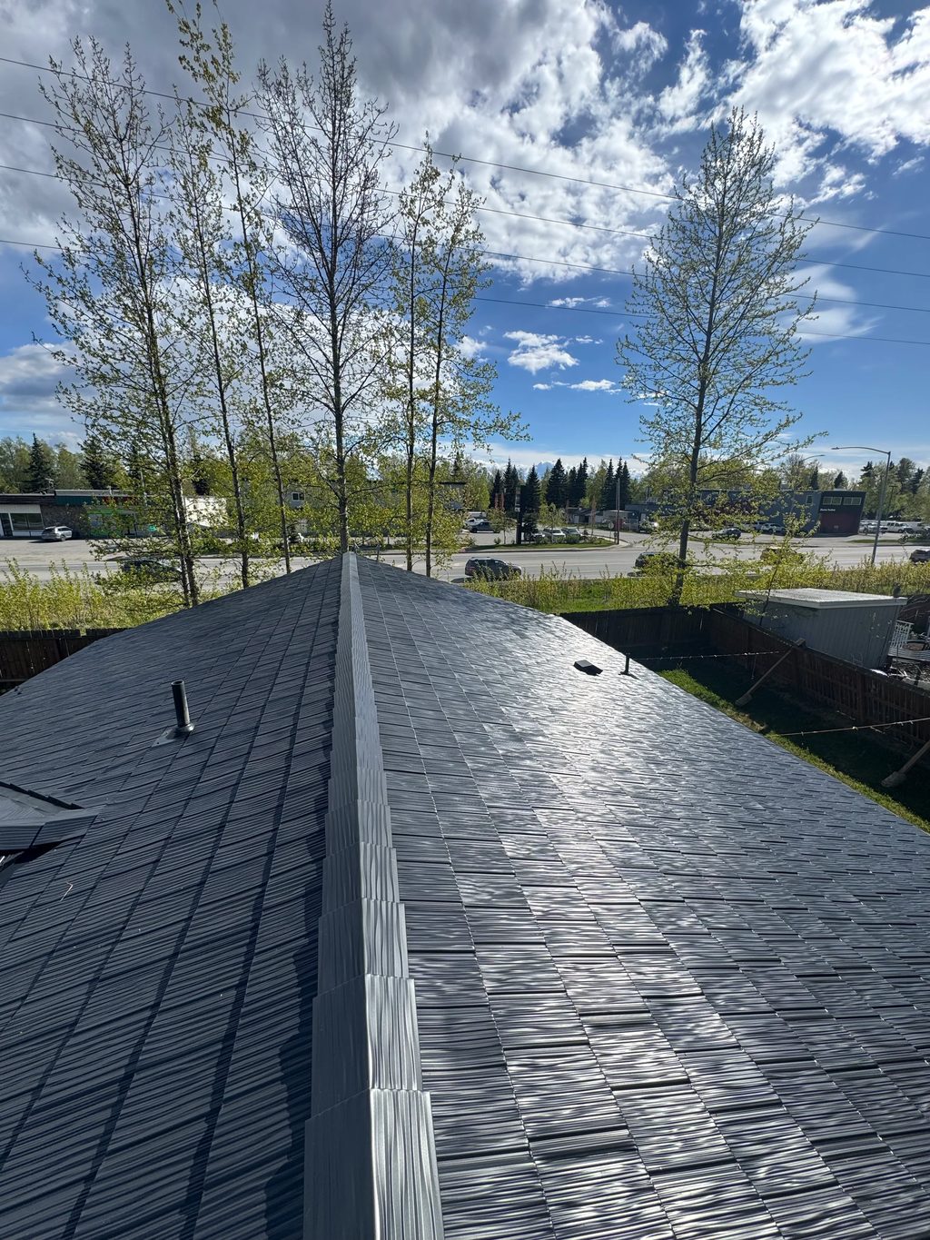 Interlock Aluminum Shake Metal Roofing – Black | Anchorage, AK (Ridge line)