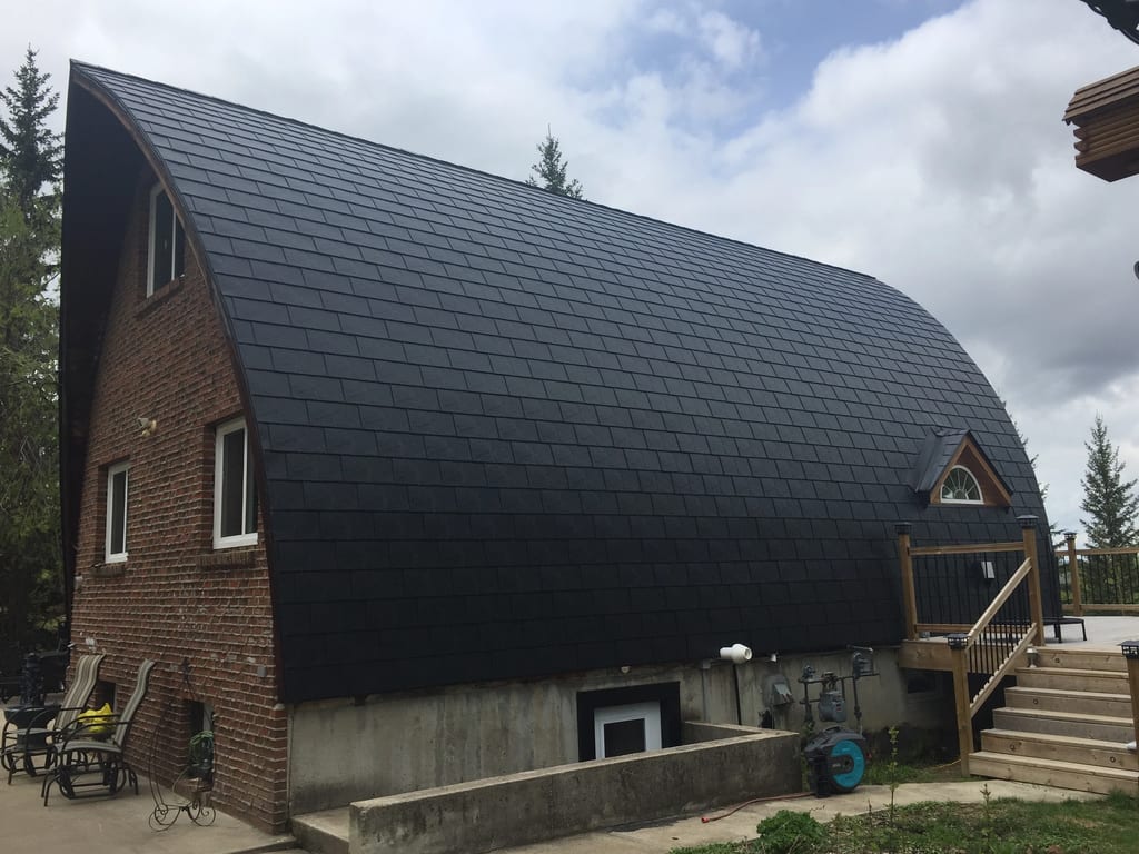 Interlock Aluminum Slate Metal Roofing – Black | Whitecourt, AB (Side elevation)