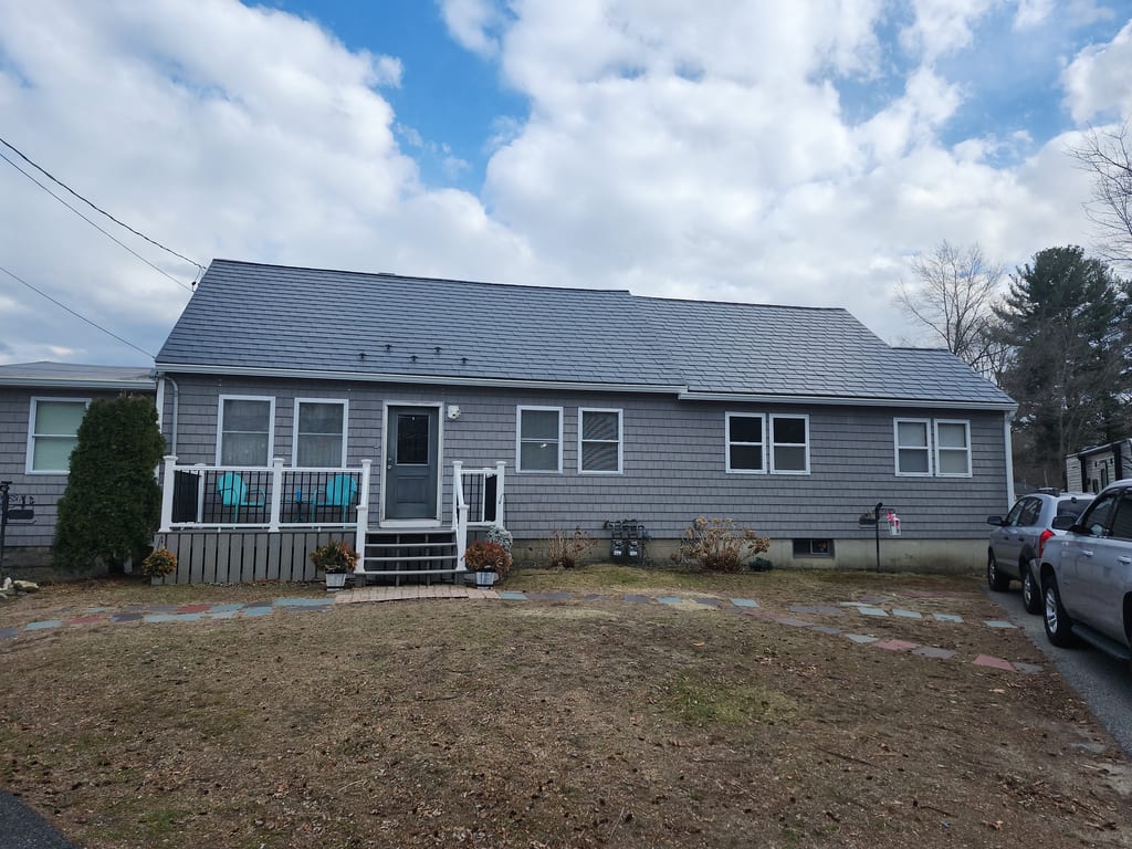Interlock Aluminum Slate Metal Roofing – Charcoal Grey | Tewksbury, MA