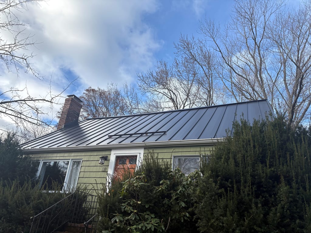 Interlock Aluminum Standing Seam Metal Roofing – Deep Charcoal | Maynard, MA (Front elevation)