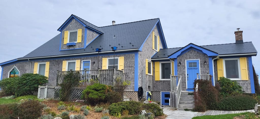Deep Charcoal Interlock Slate aluminum roof on the home, Kingsburg, Nova Scotia