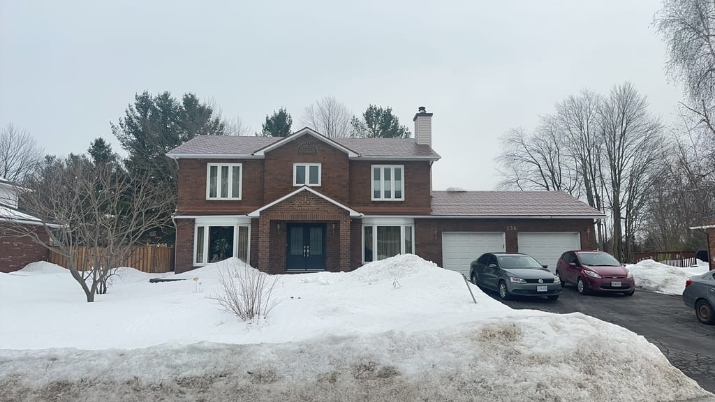 Interlock Aluminum Shingle Metal Roofing – Aged Copper | Ottawa, ON (Front elevation)