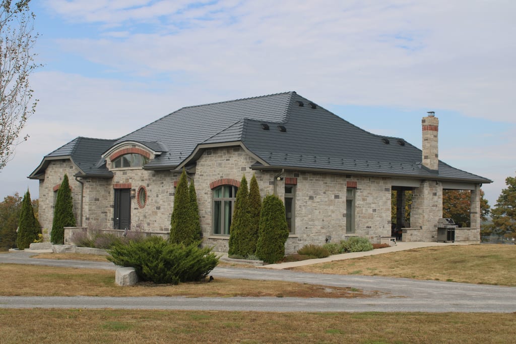 Interlock Aluminum Slate Metal Roofing – Deep Charcoal | Picton, ON (Street view)