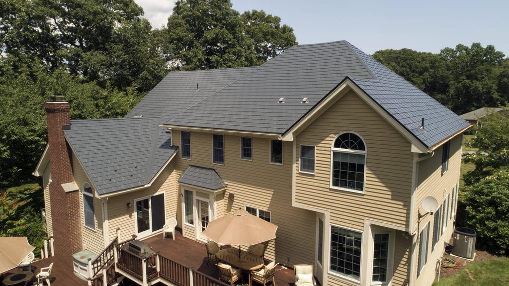 Interlock Aluminum Slate Metal Roofing – Deep Charcoal | Wakefield, RI