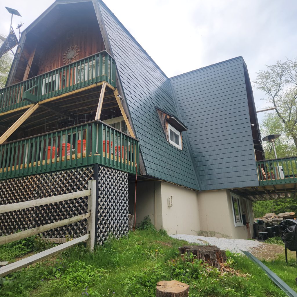 Interlock Aluminum Shingle Metal Roofing – Hunter Green | Brandon, VT