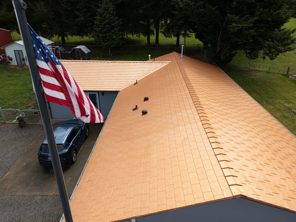 Copper Penny Interlock Slate aluminum roof on a single-storey home with a copper penny metal roof in a, Castle Rock, Washington