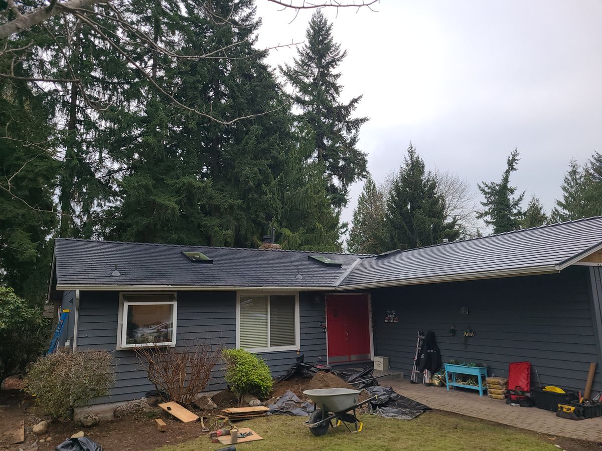 Job WAEV25002: A Black Aluminum Slate Roof on a Redmond Ranch