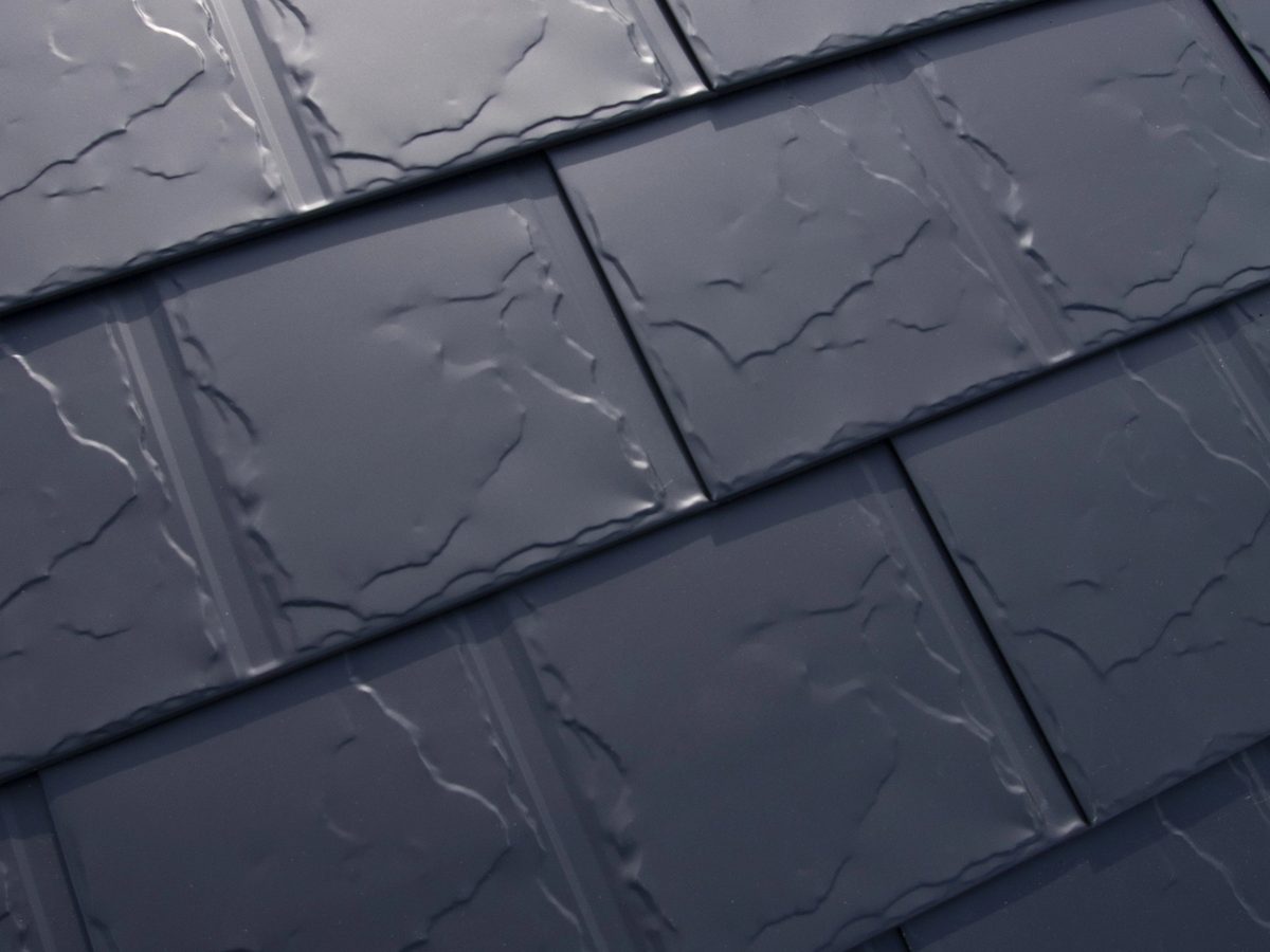 Close-up of Interlock aluminum slate roofing panels