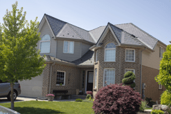 Interlock Aluminum Slate Metal Roofing – Tudor Brown | Guelph, ON (Side elevation)