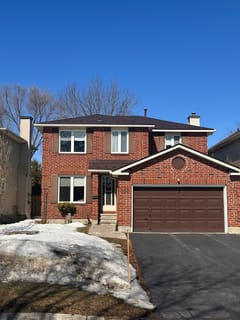 Interlock Aluminum Slate Metal Roofing – Colonial Brown | Ottawa, ON (Front elevation)