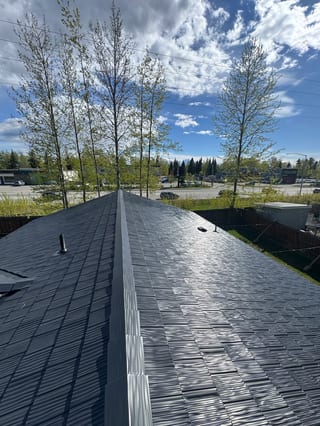 Interlock Aluminum Shake Metal Roofing – Black | Anchorage, AK (Ridge line)