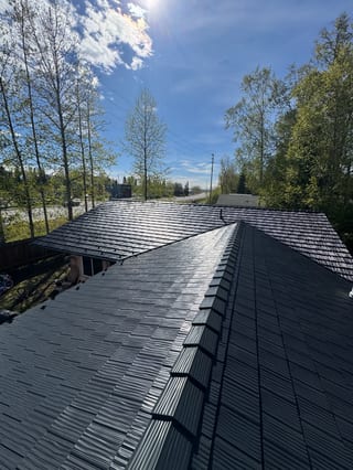 Interlock Aluminum Shake Metal Roofing – Black | Anchorage, AK (Ridge line)