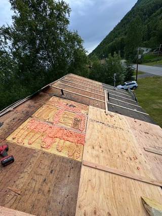 Interlock Aluminum Cedar Shingle Metal Roofing – Tile Red | Chugiak, AK (After)