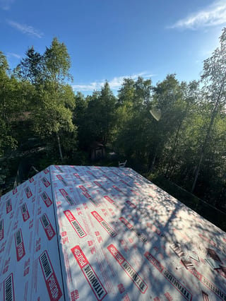 Interlock Aluminum Cedar Shingle Metal Roofing – Tile Red | Chugiak, AK (Full roof overview)
