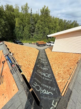 Interlock Aluminum Slate Metal Roofing – Black | Palmer, AK (During installation)