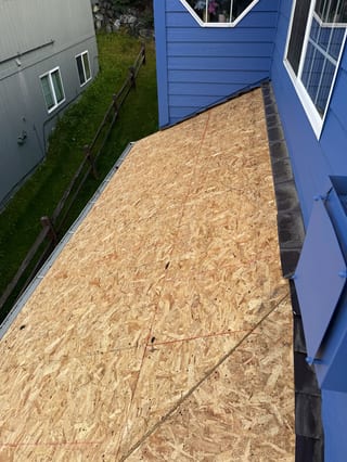 Interlock Aluminum Slate Metal Roofing – Deep Charcoal | Eagle River, AK (Full roof overview)