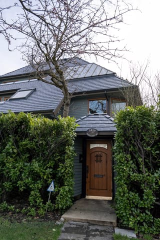 Interlock Aluminum Slate Metal Roofing – Deep Charcoal | West Point Grey, BC (Street view)