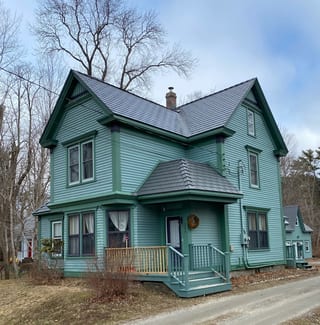 Interlock Aluminum Cedar Shingle Metal Roofing – Musket Grey | Mahone Bay, NS (Front-right elevation)