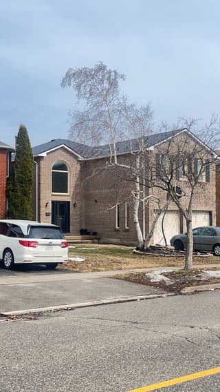 Black Interlock Slate aluminum roof on a modern home with a metal roof in Mississauga, Ontario, Mississauga, Ontario