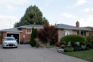 Interlock Aluminum Slate Metal Roofing – Tudor Brown | Scarborough, ON (Front-left elevation)