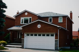 Interlock Aluminum Slate Metal Roofing – Deep Charcoal | Maple, ON (Front-right elevation)