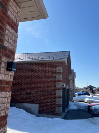 Interlock Aluminum Slate Metal Roofing – Deep Charcoal | Barrie, ON (Side elevation)