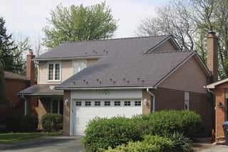 Colonial Brown Interlock Cedar Shingle aluminum roof on a colonial-style home with a Colonial Brown metal roof, Mississauga, Ontario