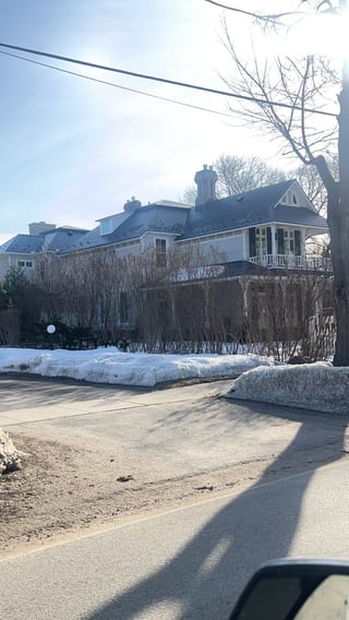 Interlock Aluminum Slate Metal Roofing – Deep Charcoal | Collingwood, ON (Front-left elevation)