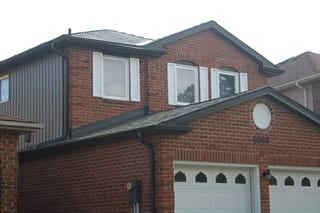 Interlock Aluminum Slate Metal Roofing – Deep Charcoal | Mississauga, ON (Front-left elevation)