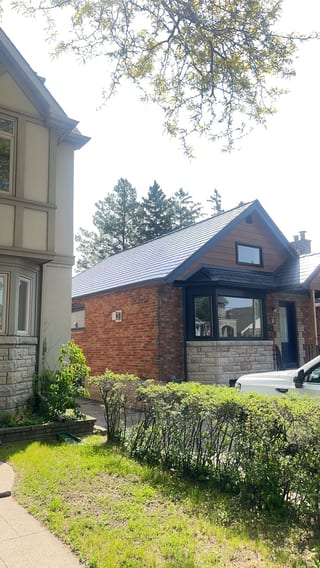 Interlock Aluminum Slate Metal Roofing – Black | Toronto, ON (Front-left elevation)