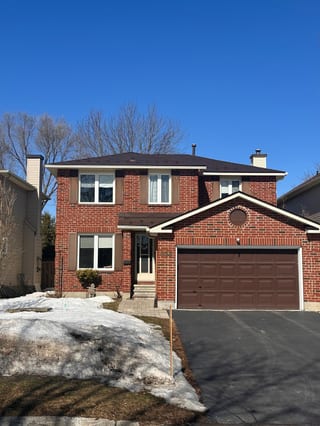 Interlock Aluminum Slate Metal Roofing – Colonial Brown | Ottawa, ON (Front elevation)