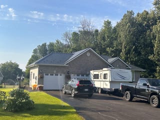 Interlock Aluminum Cedar Shingle Metal Roofing – Deep Charcoal | Pembroke, ON (Front-left elevation)