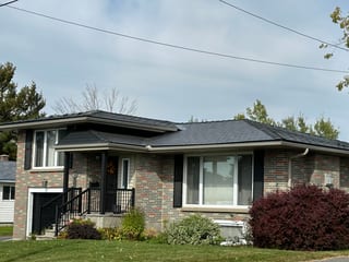Interlock Aluminum Slate Metal Roofing – Black | Cornwall, ON