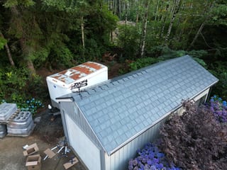 Interlock Aluminum Slate Metal Roofing – Deep Charcoal | Yachats, OR