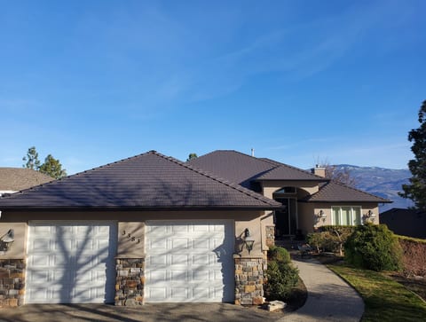 Metal Cedar Shingle Roofing — photo 1