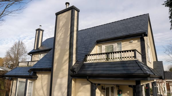 Interlock Aluminum Slate Metal Roofing – Deep Charcoal | Vancouver, BC (Side elevation)