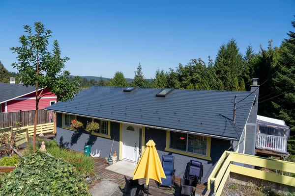 Interlock Aluminum Slate Metal Roofing – Deep Charcoal | Ladysmith, BC (Aerial rear)