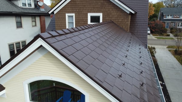 Colonial Brown Interlock Cedar Shingle aluminum roof on a colonial home with a brown metal roof in a suburban, La Grange, Illinois