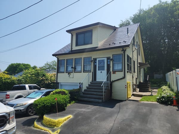 Interlock Aluminum Shingle Metal Roofing – Charcoal Grey | Saugus, MA (Street view)