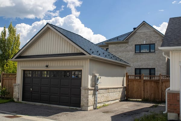 Interlock Aluminum Slate Metal Roofing – Black | Markham, ON (Rear elevation)