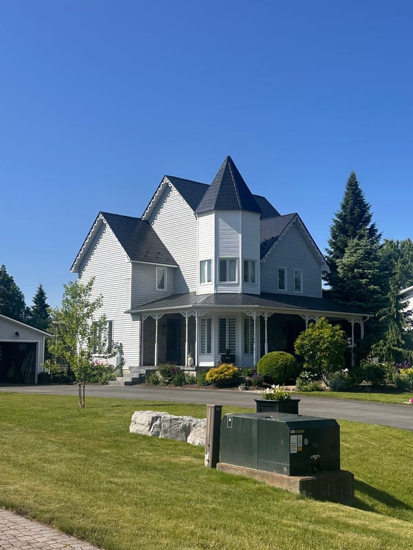 Interlock Aluminum Slate Metal Roofing – Black | Metcalfe, ON (Front elevation)