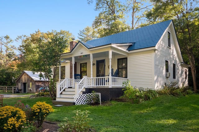 Royal Blue Interlock metal roof in Lyme, NH