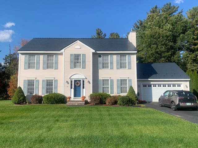 Deep Charcoal Interlock metal roof in Merrimack, NH