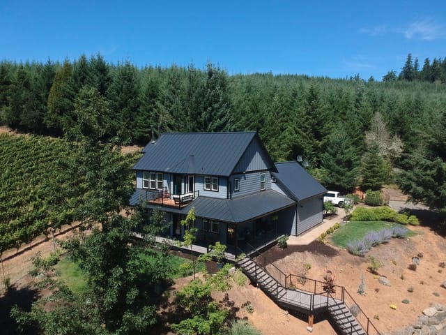Black Interlock metal roof in Veneta, OR