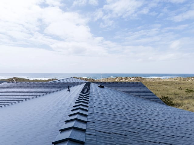 Black Interlock metal roof in Manzanita, OR