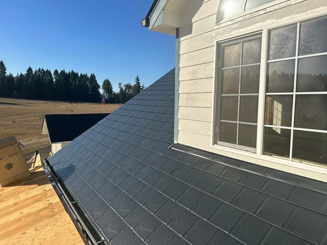 Black Interlock metal roof in Eugene, OR