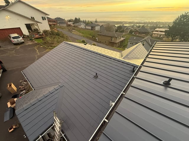 Deep Charcoal Interlock metal roof in Cloverdale, OR
