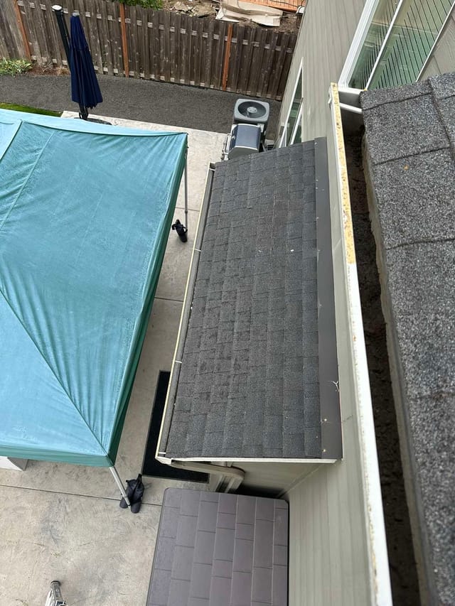 Deep Charcoal Interlock metal roof in Newberg, OR
