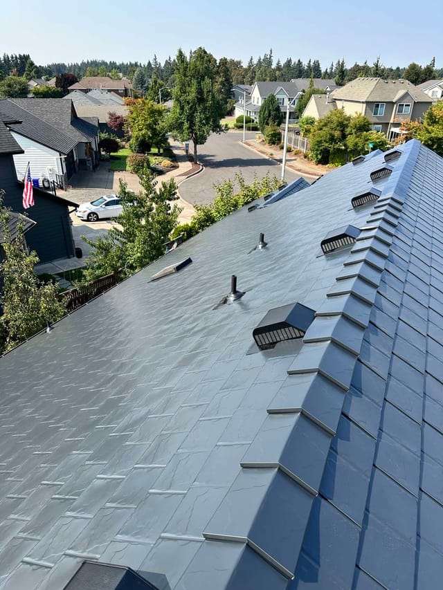 Black Interlock metal roof in Oregon City, OR