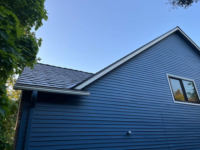 Deep Charcoal Interlock metal roof in Lake Oswego, OR